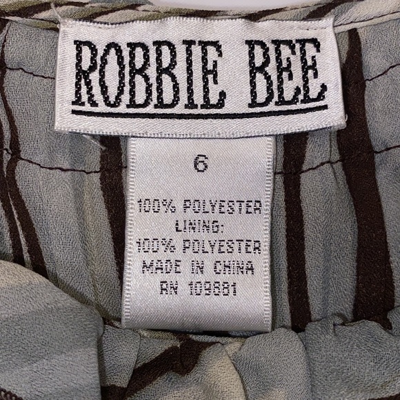 Robbie Bee Dress Pleated,Ruffle neckline sleeveless abstract tan brown size 8 - Picture 9 of 13